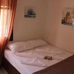 Stelios Apartment *